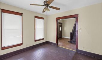 912 Tremont St, Alton, IL 62002