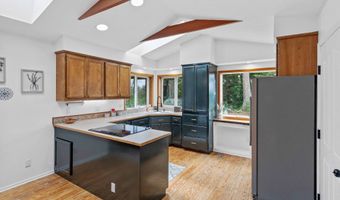 1023 MICHIGAN Ave, Bandon, OR 97411