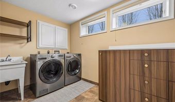14122 Prairie Rd NW, Andover, MN 55304