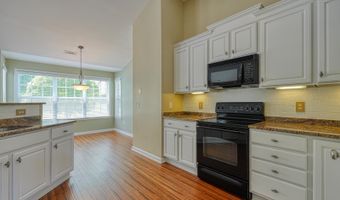 831 Vandenburg Dr, Boiling Springs, SC 29316