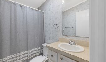 414 Macadamia Dr, Barefoot Bay, FL 32976