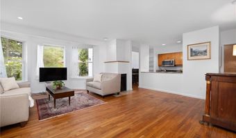 421 Bellevue Ave 2A, Newport, RI 02840
