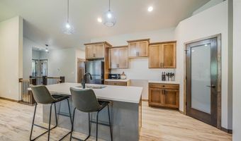 2005 E RIDGE HAVEN Ln, Appleton, WI 54913