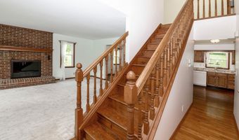 9382 Royal Oak Dr, Alexandria, KY 41001