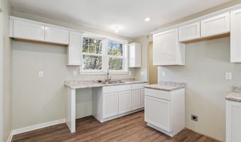 715 Grand Ave, Ames, IA 50010