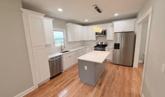 68 Grant St, Andover, NJ 07801