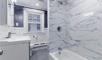 63 Park Ave 2, Cranston, RI 02905