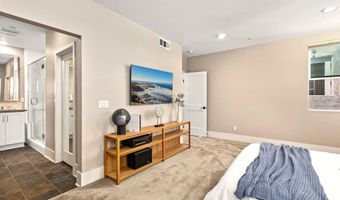 3979 Shasta St, San Diego, CA 92109