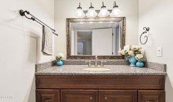 2540 Montyna Ln, Alford, FL 32420