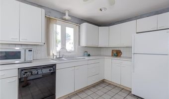 5 Standish Ave, North Providence, RI 02911