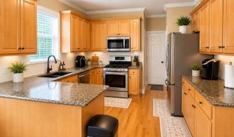 5550 Hedge Brooke Dr NW, Acworth, GA 30101