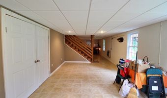 207 Sunnydale Ave, Appomattox, VA 24522