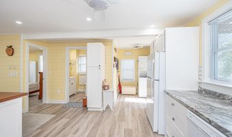 8 E DAGSBORO St, Fenwick Island, DE 19944