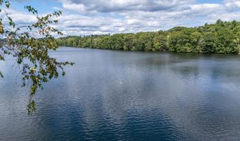 51 River Front Dr 3, Manchester, NH 03102