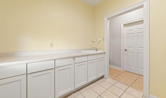 302 Riverside Dr, Berwick, LA 70342