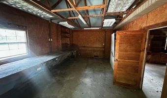 1014 Crawford Springs Rd, Beech Bluff, TN 38313