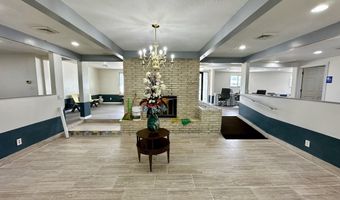 1601 E 53rd St, Anderson, IN 46013