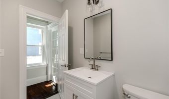 41 Wellesley Ave, North Providence, RI 02911