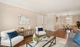 2824 S ABINGDON St A2, Arlington, VA 22206