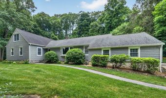 37 N Pleasant Rise, Brookfield, CT 06804