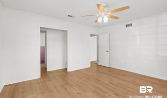 402 E Poplar St, Atmore, AL 36502