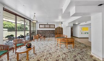 445 Kaiolu St 407, Honolulu, HI 96815