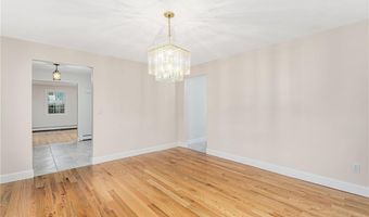 475 Red Chimney Dr, Warwick, RI 02886