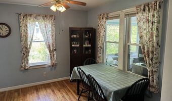 20 Rockaway Rd, Auburn, MA 01501