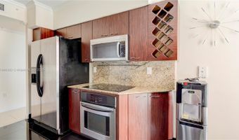 3370 Hidden Bay Dr 909, Aventura, FL 33180