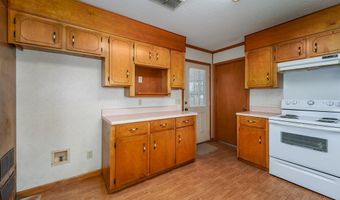 198 MEADOW Rd, Alma, GA 31510