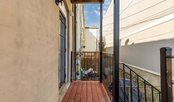 1033 5TH St NE A, Washington, DC 20002