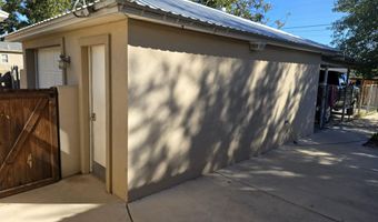 1008 Albert St, Carlsbad, NM 88220