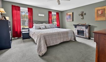 61 Sunny Hollow Pl, Bangor, ME 04401