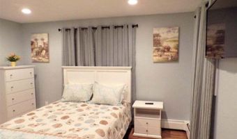118 Lincoln Ave 1st Floor, Avon By The Sea, NJ 07717