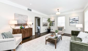 1812 N RANDOLPH St, Arlington, VA 22207