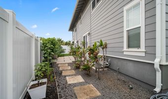 35 Pakau Pl, Kahului, HI 96732