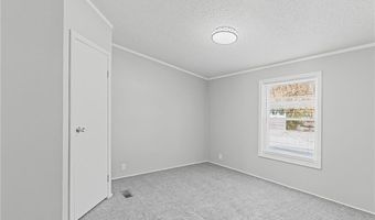 242 Blunt Ave, Austin, IN 47102