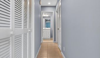 423 Pine Tree Ct 23, Atlantis, FL 33462