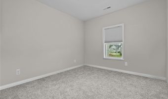 1340 Whitney Dr, Aberdeen, NC 28315