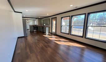215 NW 4th St, Arab, AL 35016