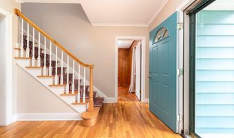 823 W Superior St, Alma, MI 48801