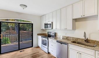 4923 CASIMIR St, Annandale, VA 22003