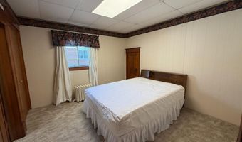 303 S Clark St, Bassett, NE 68714
