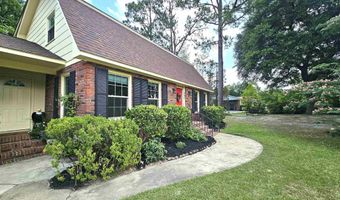 904 Sunnyhill Dr, Camden, SC 29020