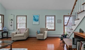 17 Basswood Dr, Bristol, RI 02809
