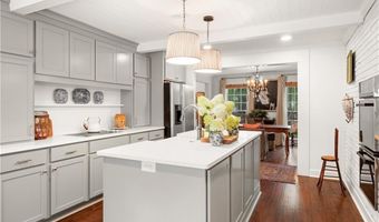 2521 MIDDLE BROOK Ln, Auburn, AL 36832