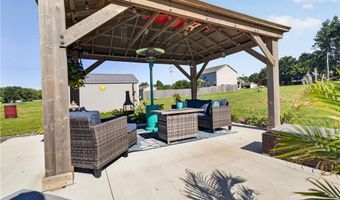 48600 Middle Ridge Rd, Amherst, OH 44001