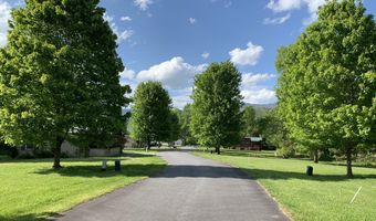 131 Lazy Bear Trl, Andrews, NC 28901