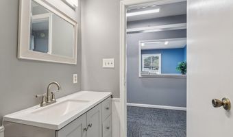 492 N Main St, Barnegat, NJ 08005