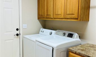 15 Mills Dr, Bella Vista, AR 72714